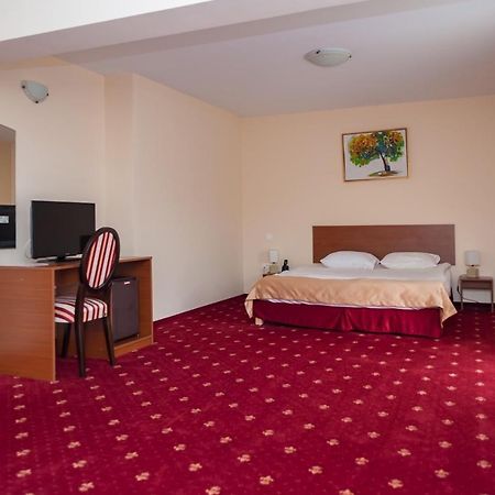Popasul Romanilor Hotel Zilah Kültér fotó