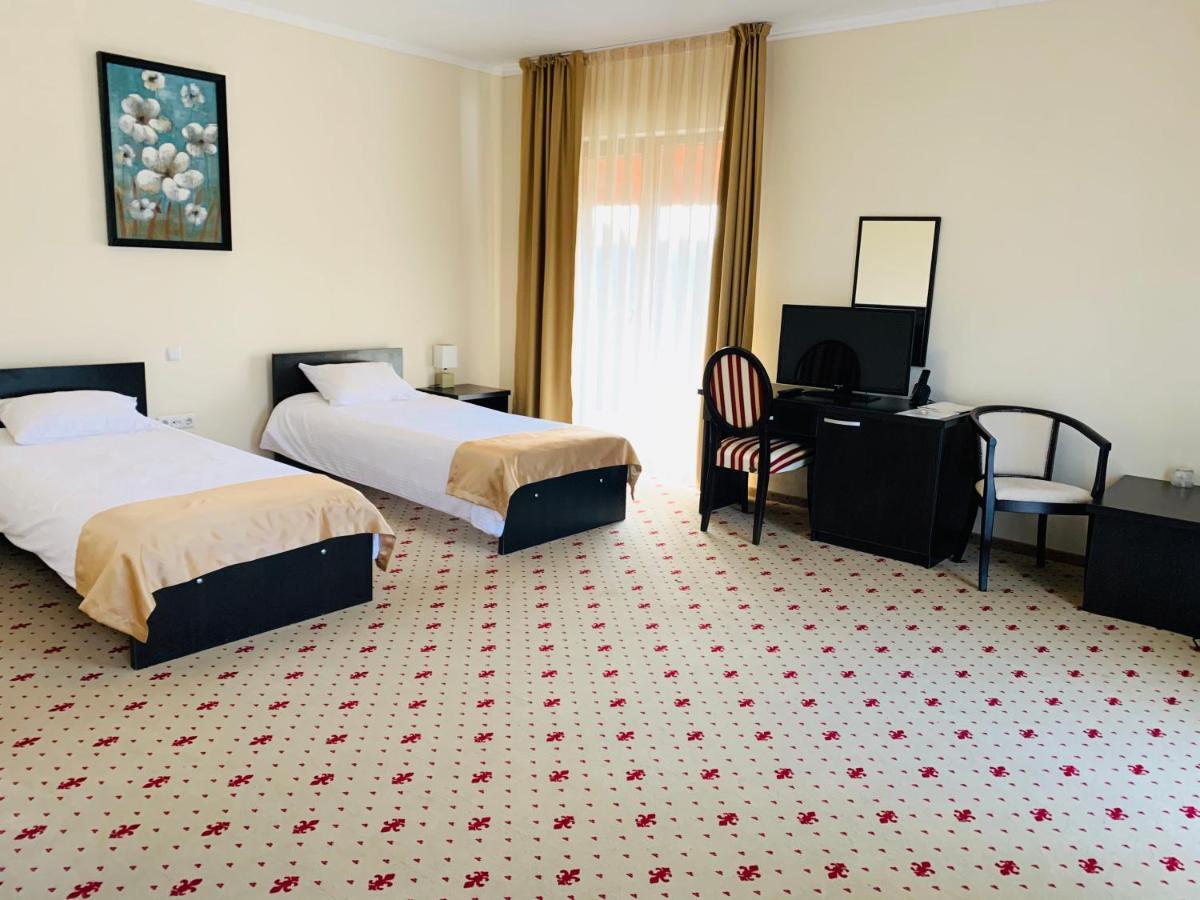 Popasul Romanilor Hotel Zilah Kültér fotó