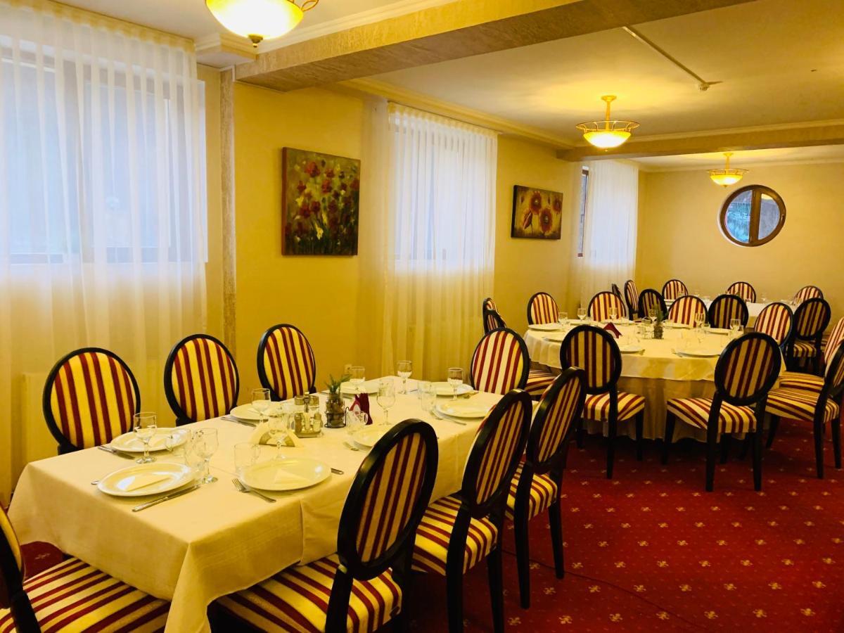 Popasul Romanilor Hotel Zilah Kültér fotó