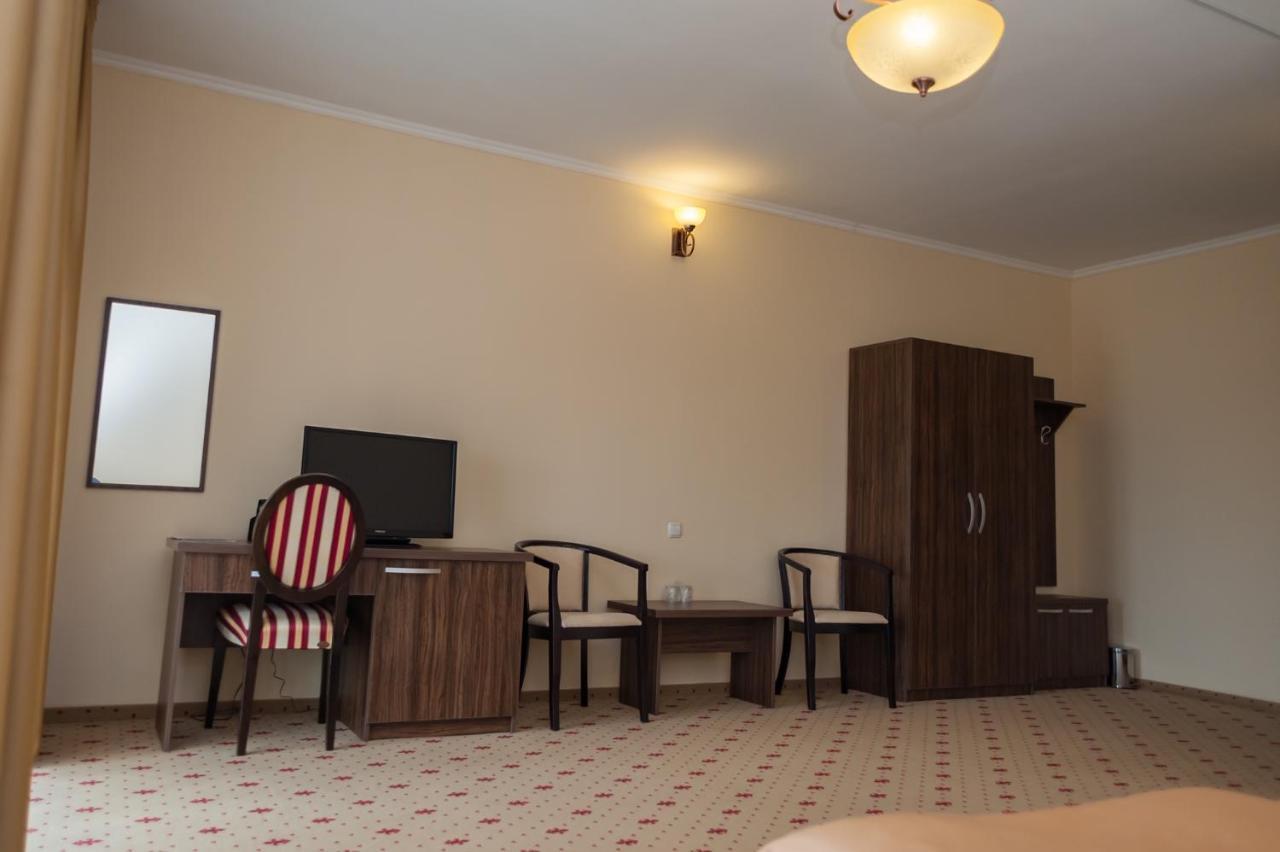 Popasul Romanilor Hotel Zilah Kültér fotó