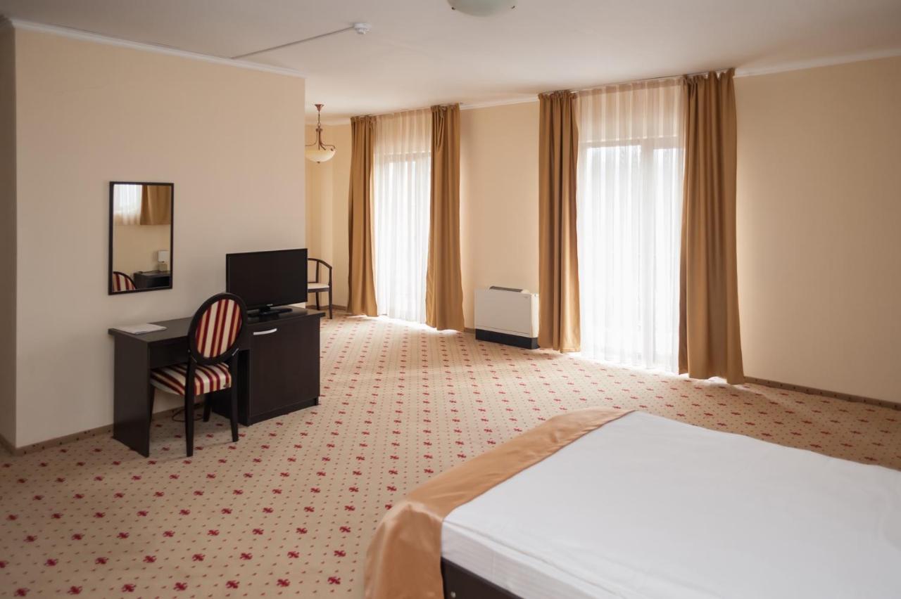Popasul Romanilor Hotel Zilah Kültér fotó