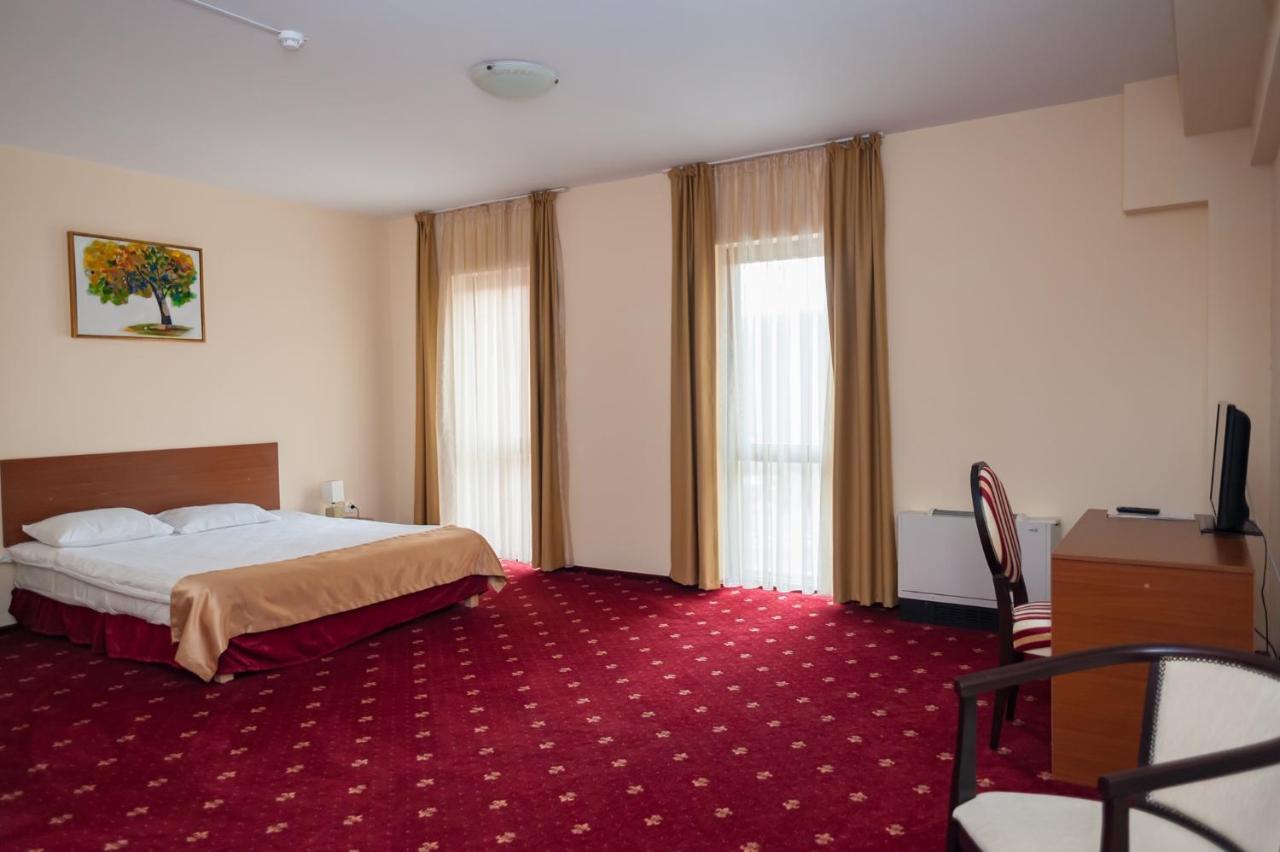 Popasul Romanilor Hotel Zilah Kültér fotó