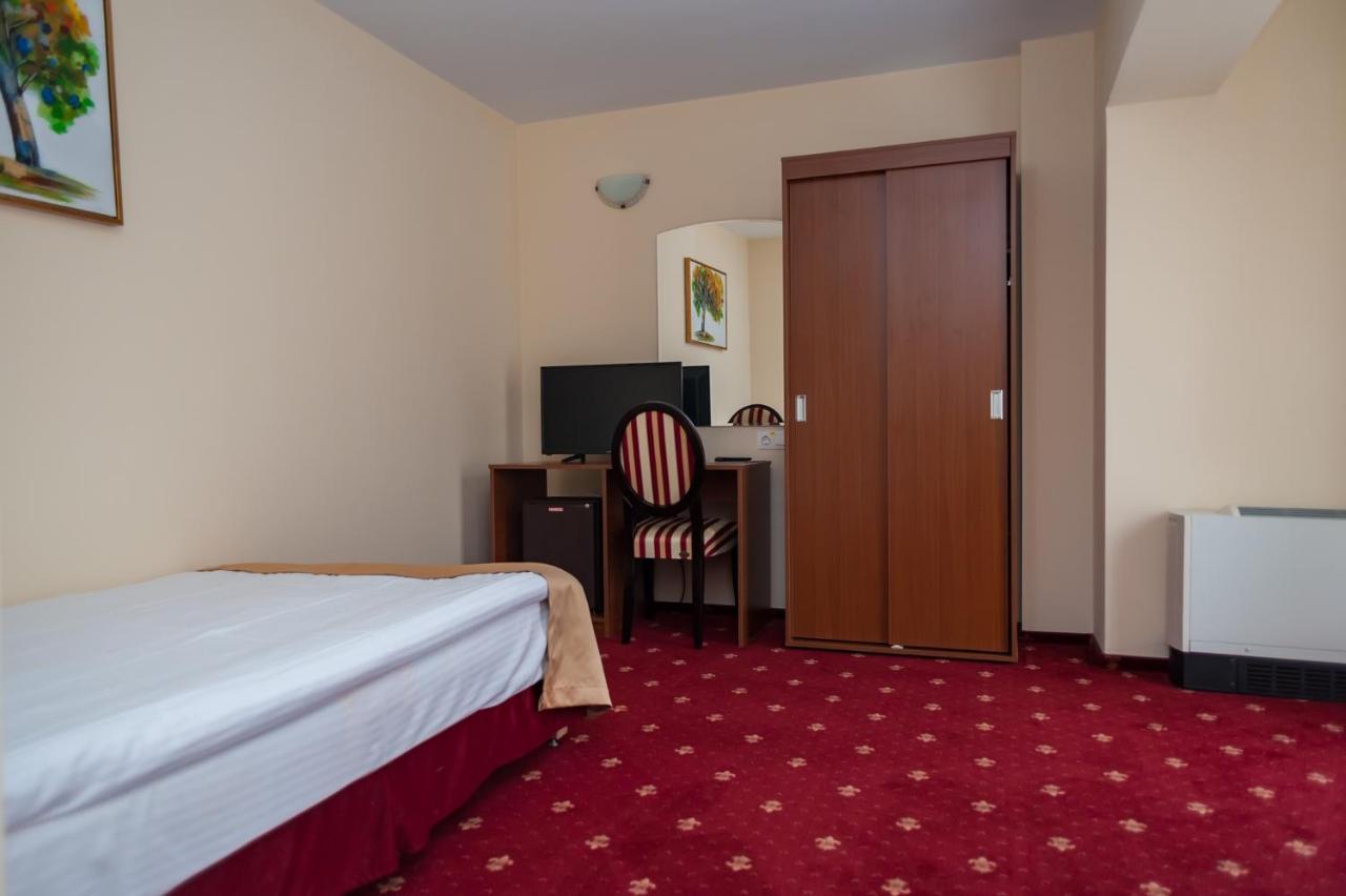 Popasul Romanilor Hotel Zilah Kültér fotó