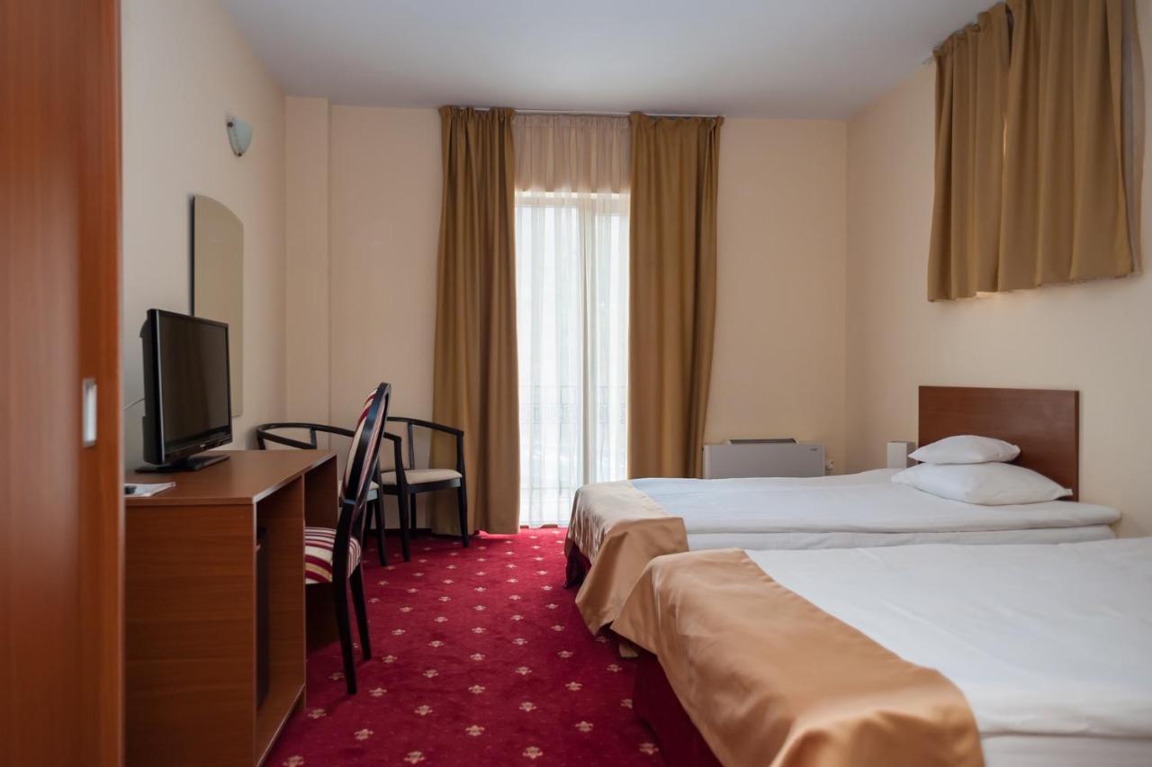 Popasul Romanilor Hotel Zilah Kültér fotó